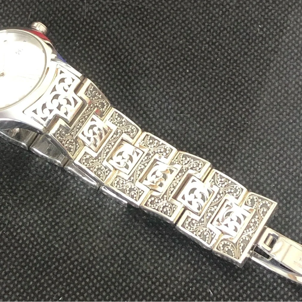 LOIS HILL Alternating Sterling Silver Links Large Round White Face Swiss Watch